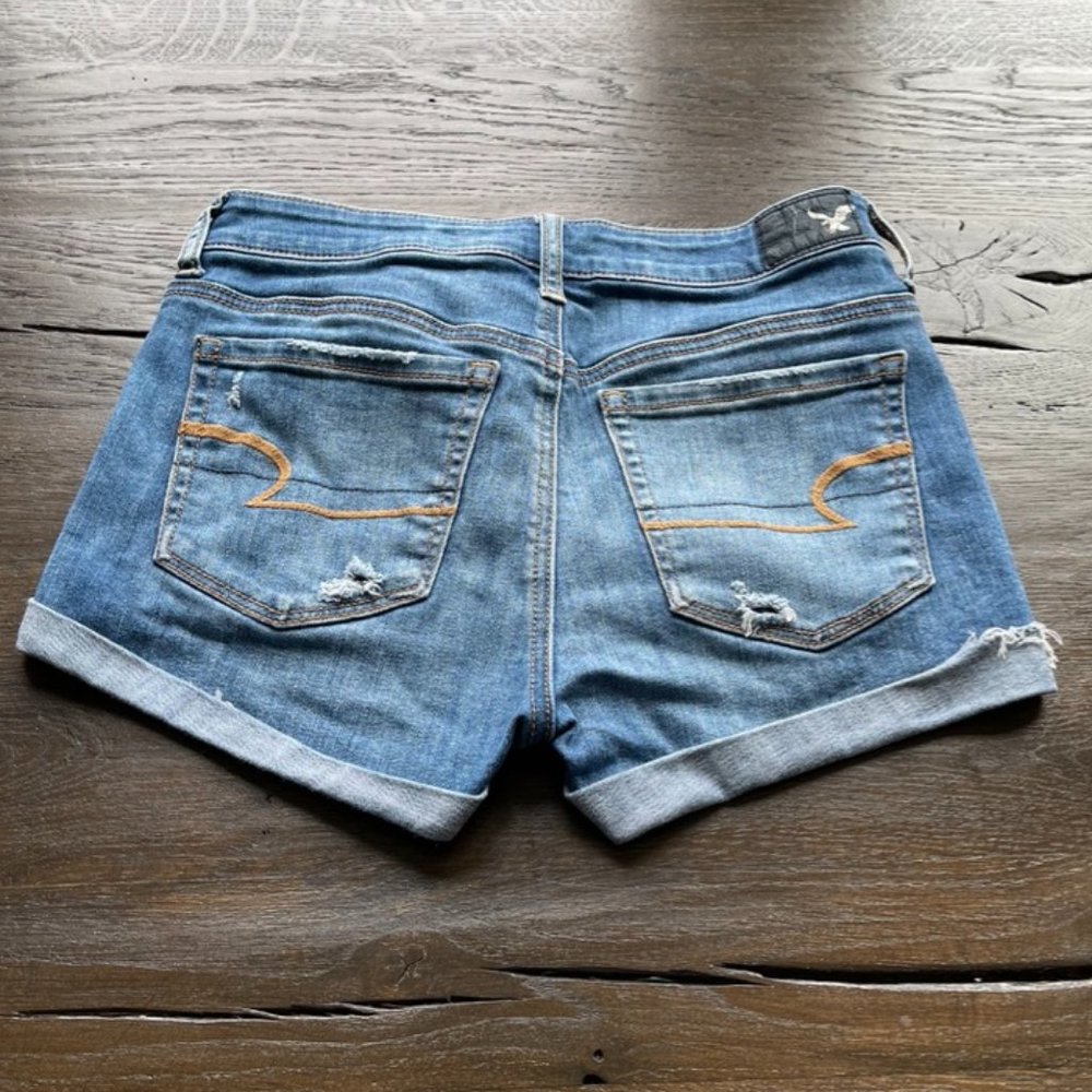 American Eagle Hi-Rise Shortie Jean Shorts - Picture 2 of 4